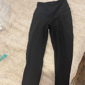 Beyond Yoga Cropped Leggings with Pockets